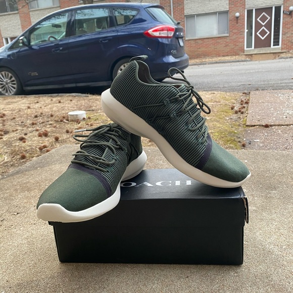 Under Armour SMGX Men's Running Shoe - New Athletic - Picture 12 of 16